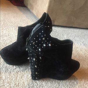 Sexy Spiked Black Heels